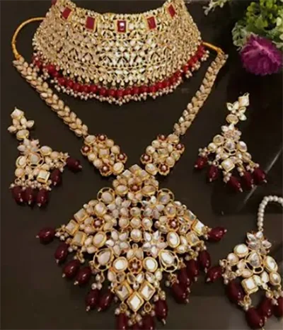 1# Pakistani Bridal Jewellery Sets