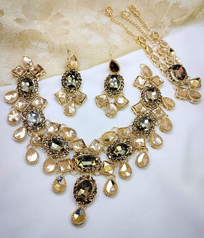 kundan jewellery set