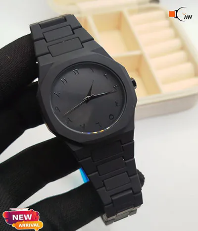 black aura watch Pakistan