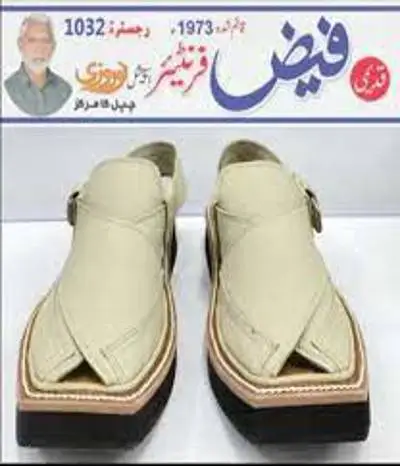 Kaptan Chappal Urban White Sole