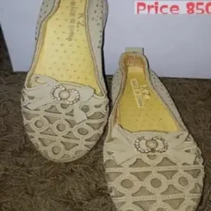 Pre Loved Used shoes item 17