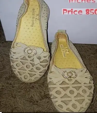 Pre Loved Used shoes item 17