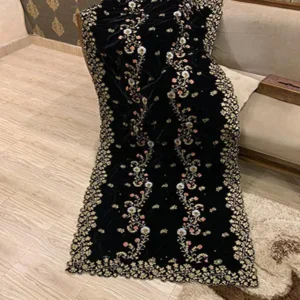 VELVET EMBROIDERED SHAWL 2