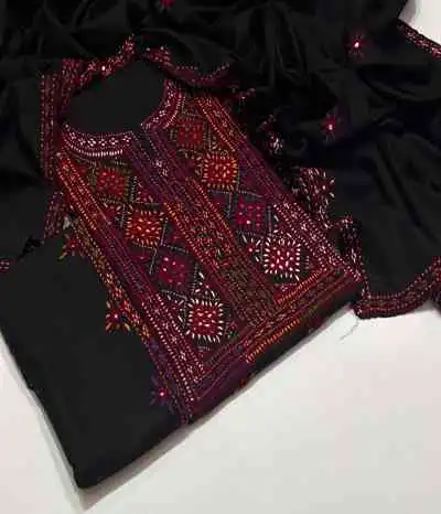 balochi dress female