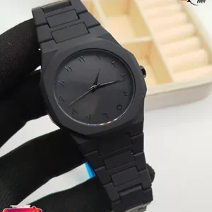 black aura watch Pakistan