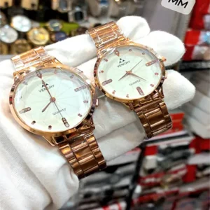 couple watches in pakistan