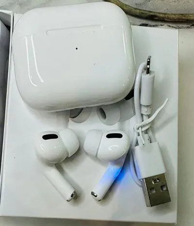 earbuds price in pakistan