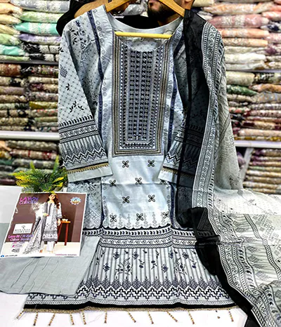 faisalabad lawn suits online