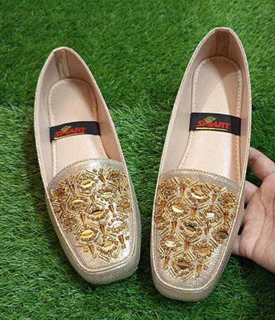 gold pumps for women 2