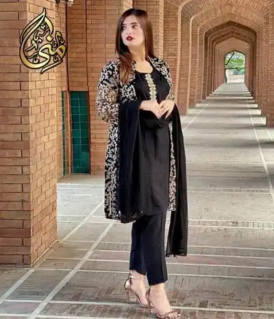 long maxi dresses Pakistan