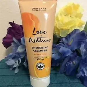 oriflame face wash love nature