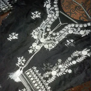 used clothes online pakistan 2 2